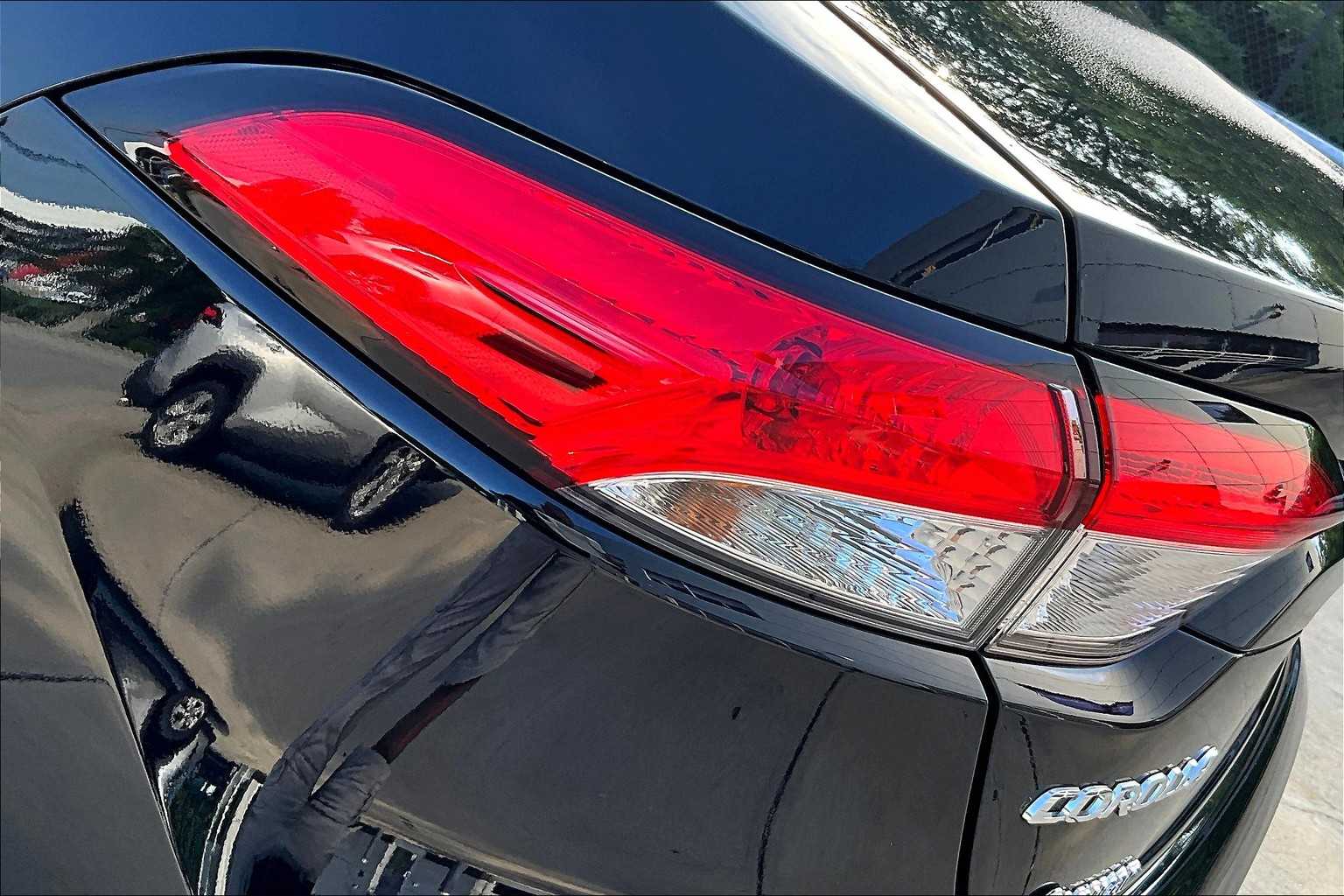 2024 Toyota Corolla LE - Photo 33