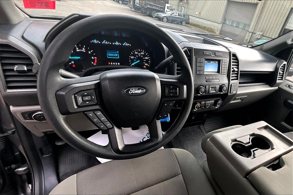 2022 Ford F-350SD XL - Photo 19
