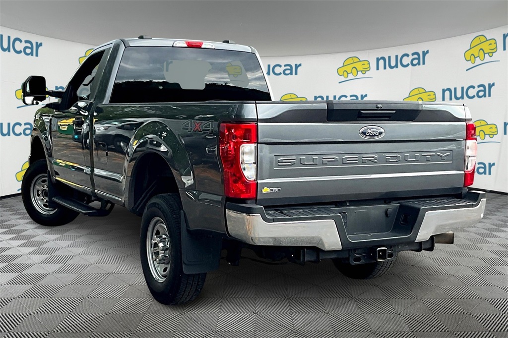 2022 Ford F-350SD XL - Photo 4