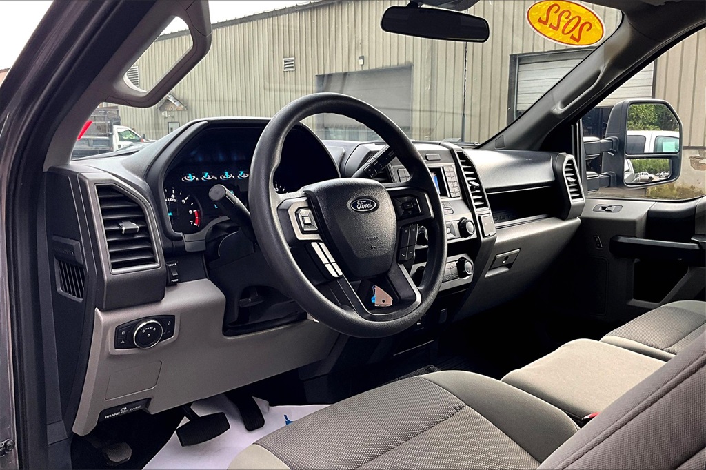 2022 Ford F-350SD XL - Photo 8
