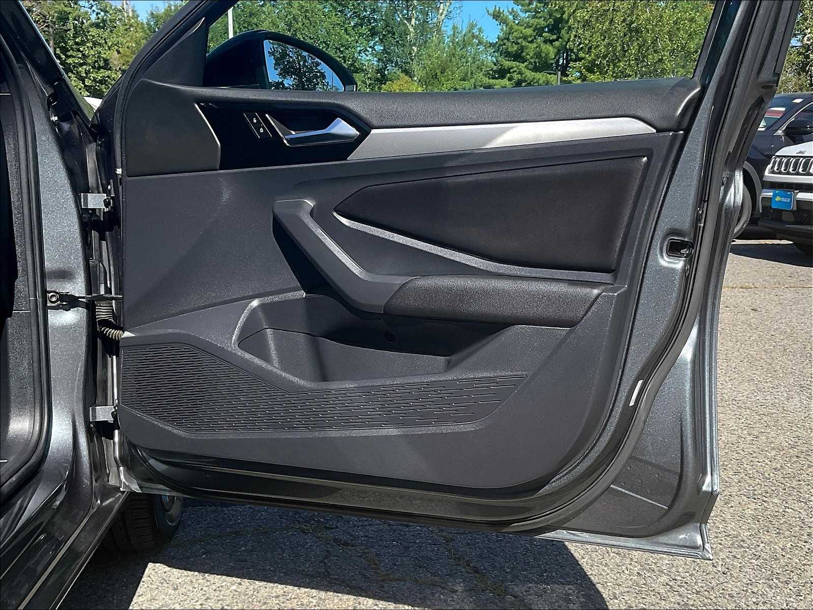 2019 Volkswagen Jetta R-Line - Photo 12