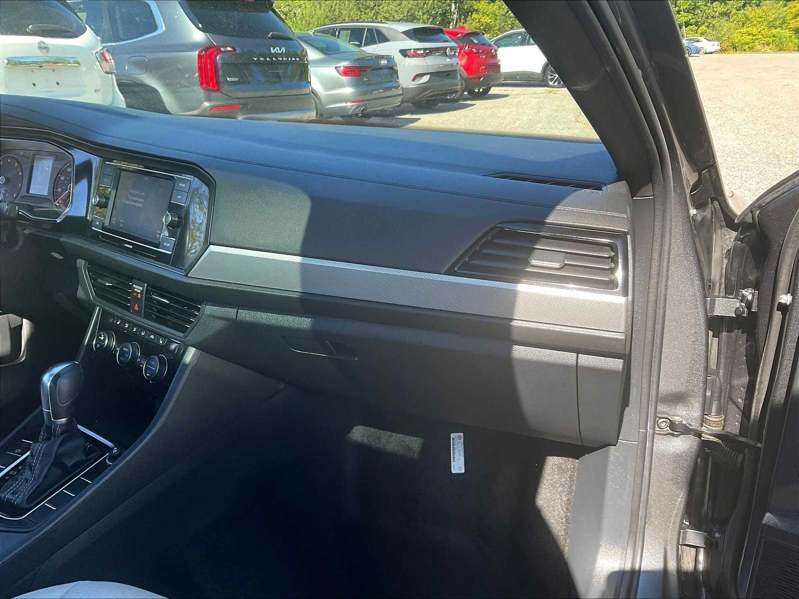 2019 Volkswagen Jetta R-Line - Photo 13