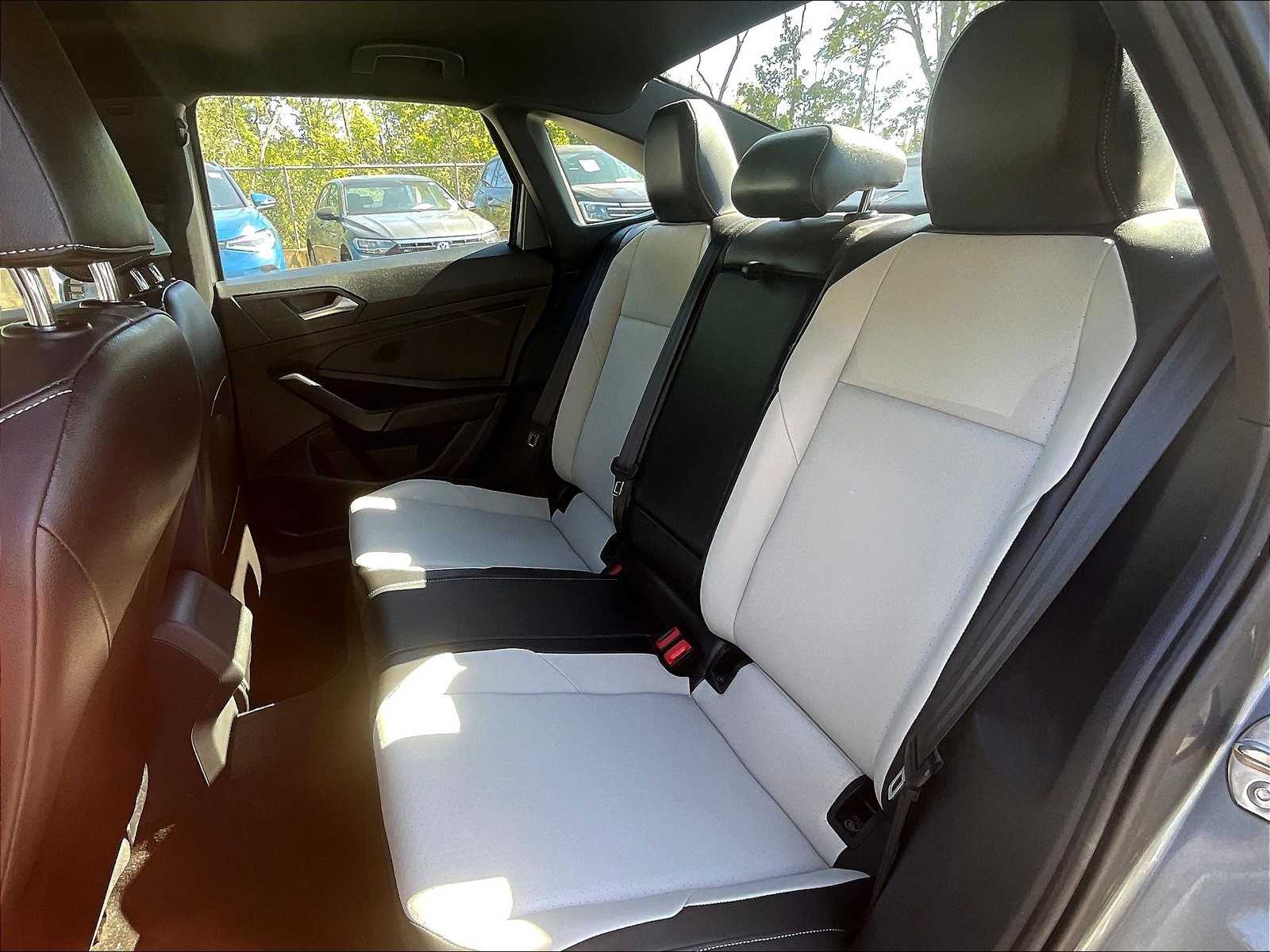 2019 Volkswagen Jetta R-Line - Photo 15