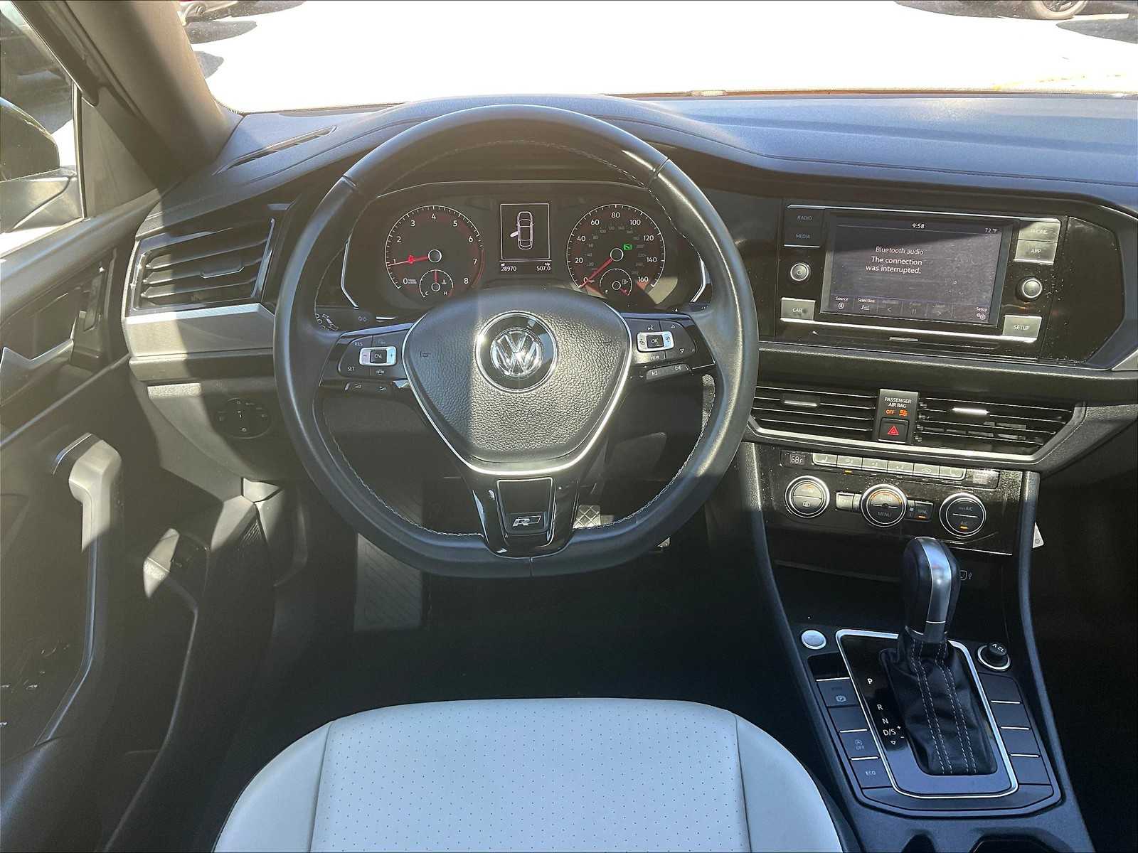 2019 Volkswagen Jetta R-Line - Photo 17