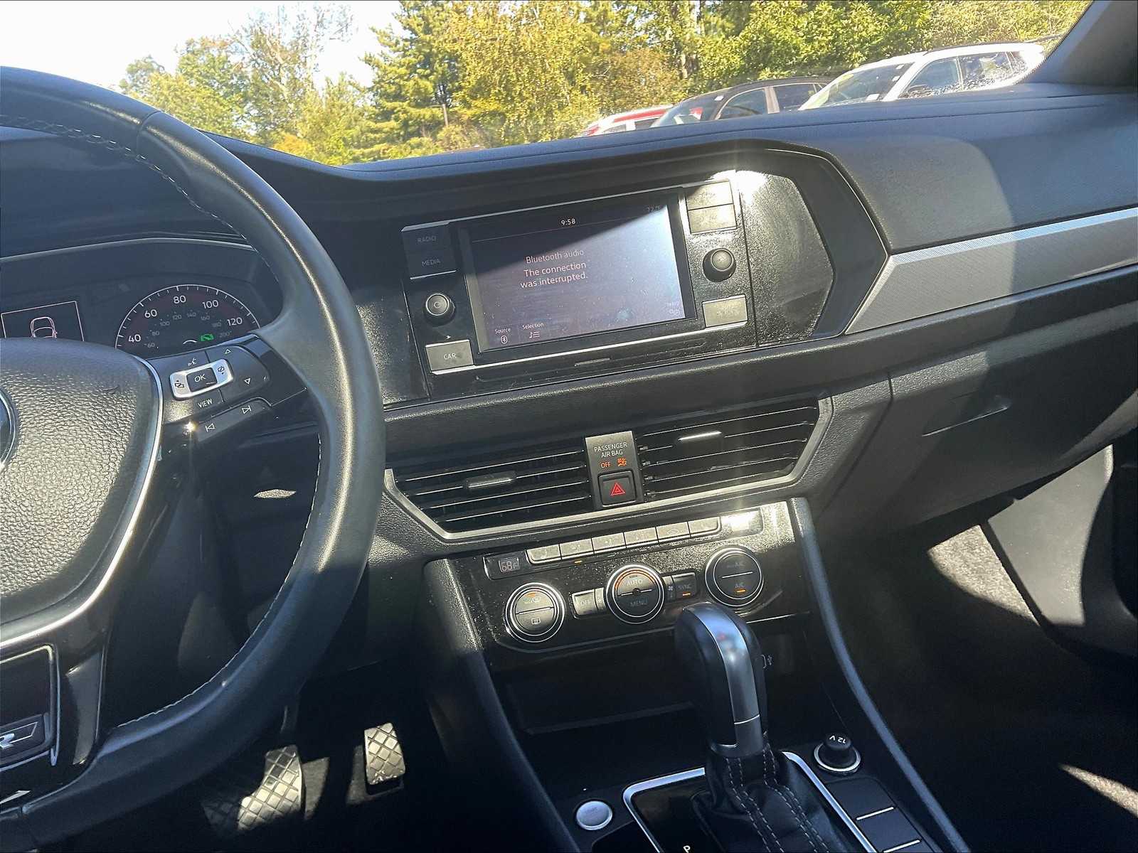 2019 Volkswagen Jetta R-Line - Photo 18