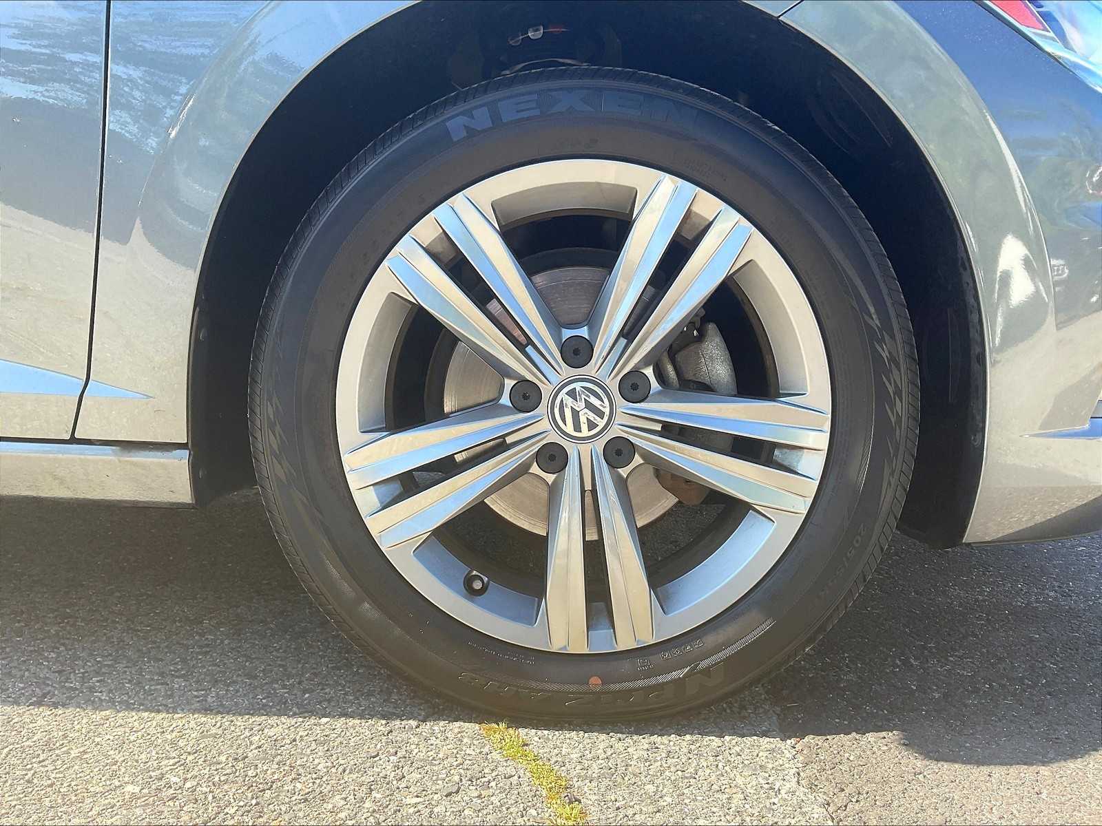 2019 Volkswagen Jetta R-Line - Photo 7