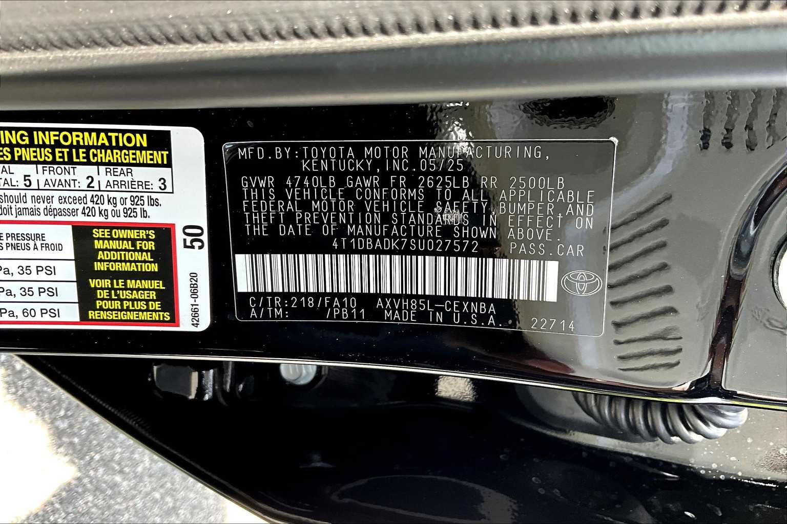 2025 Toyota Camry LE - Photo 17