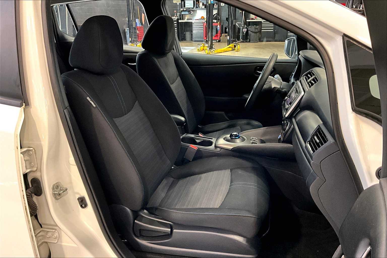 2019 Nissan LEAF S - Photo 11
