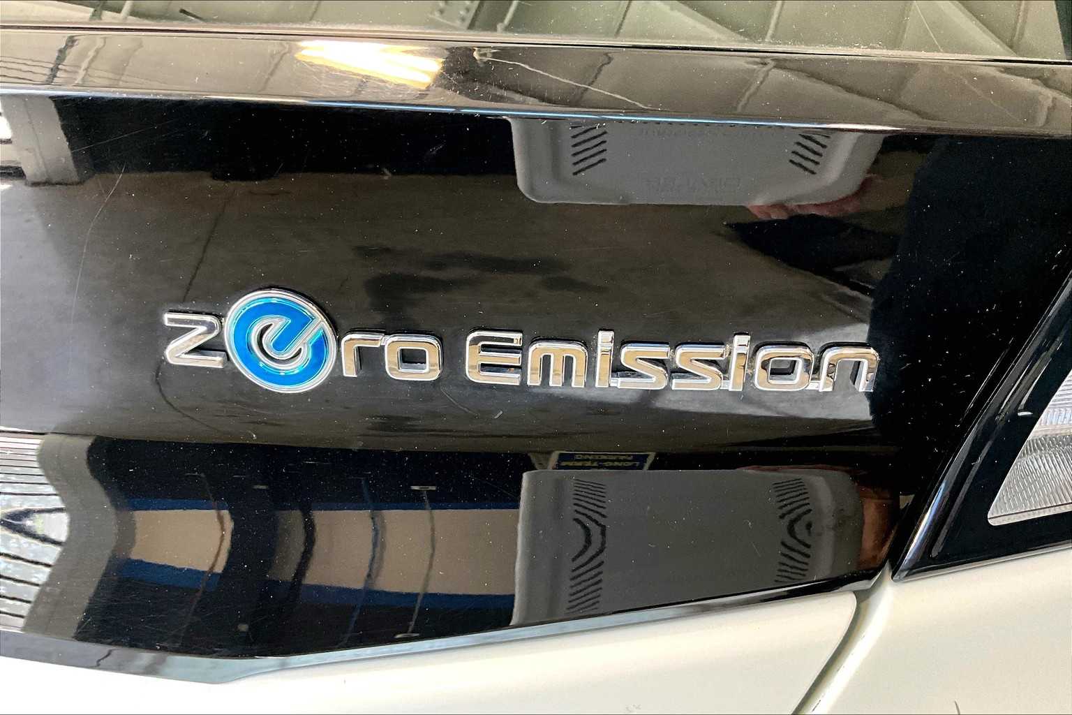 2019 Nissan LEAF S - Photo 30