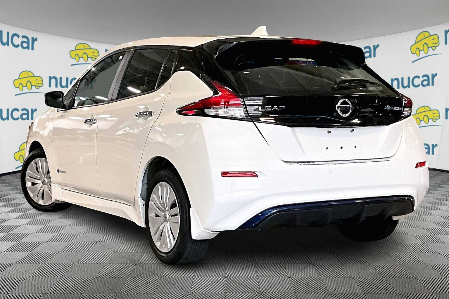 2019 Nissan LEAF S - Photo 4