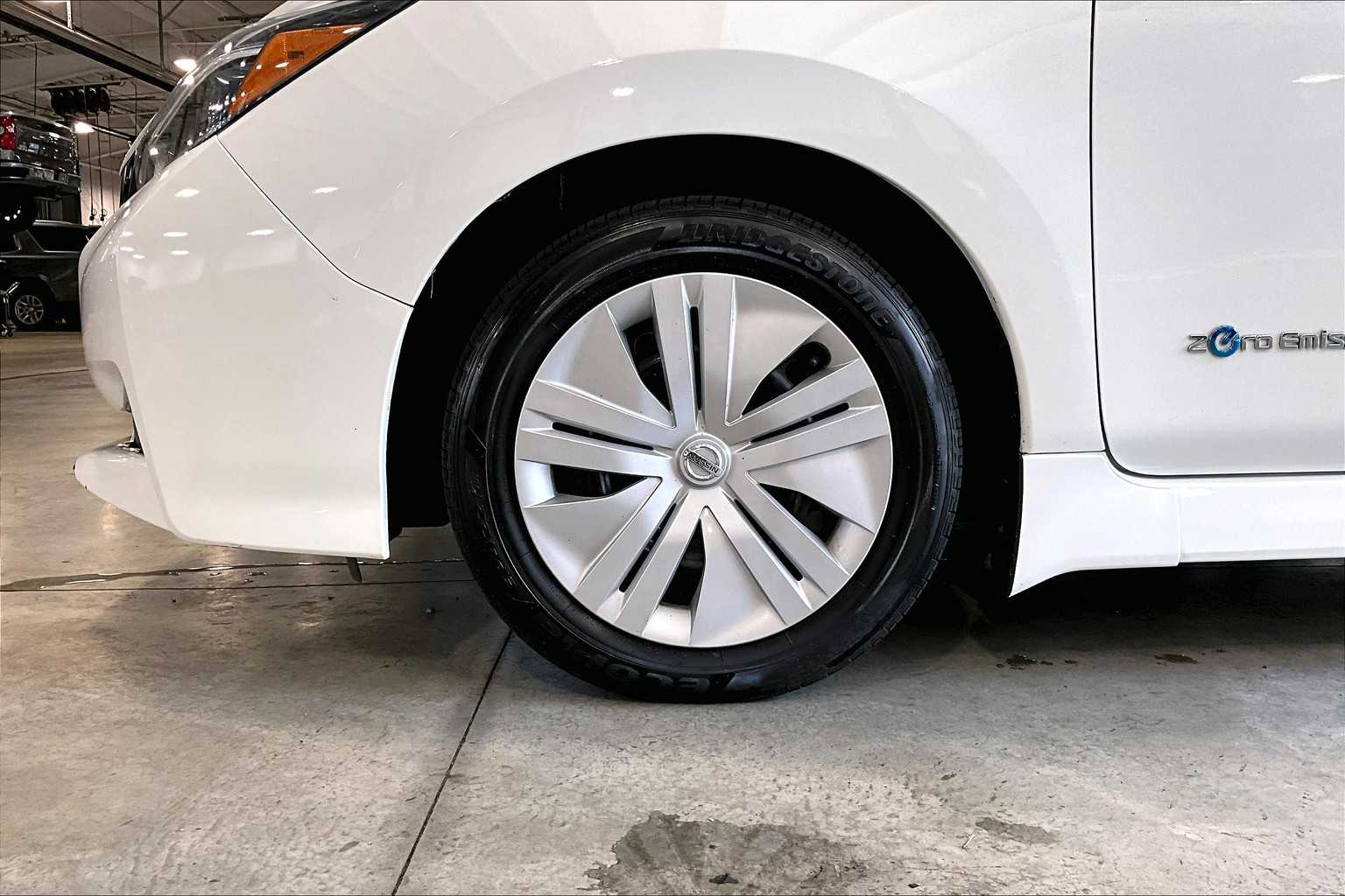 2019 Nissan LEAF S - Photo 7