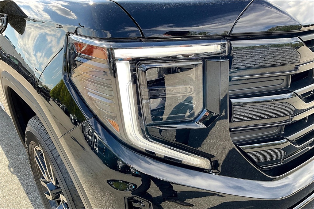 2024 GMC Sierra 1500 Elevation - Photo 30