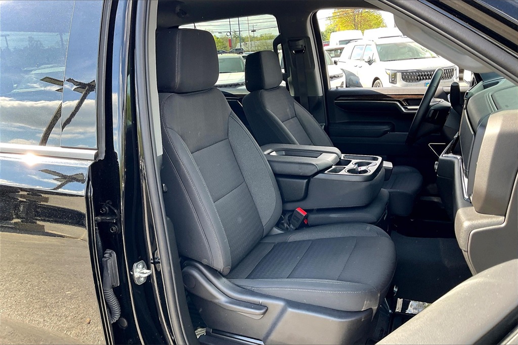 2024 GMC Sierra 1500 Elevation - Photo 10