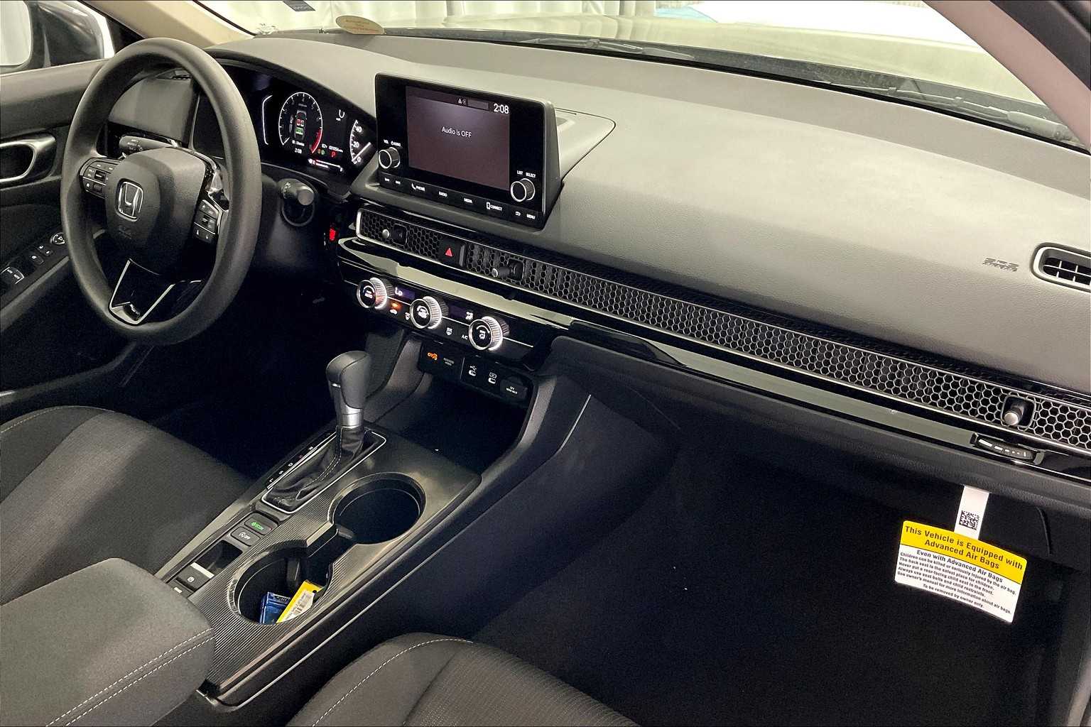 2025 Honda Civic LX - Photo 14