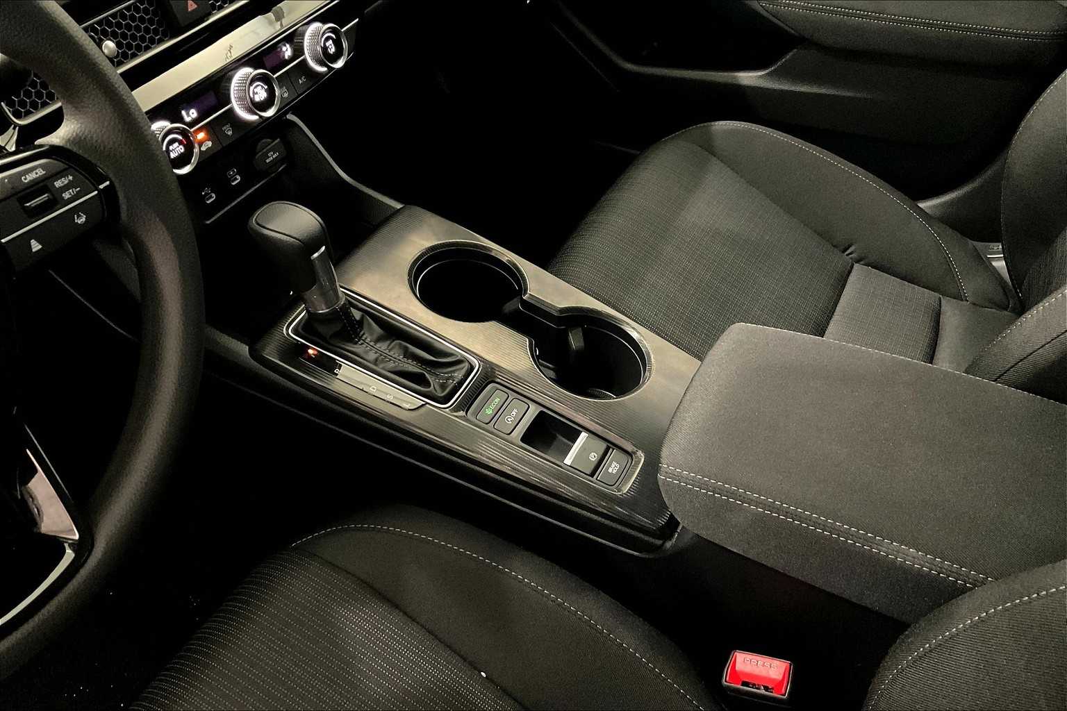 2025 Honda Civic LX - Photo 20