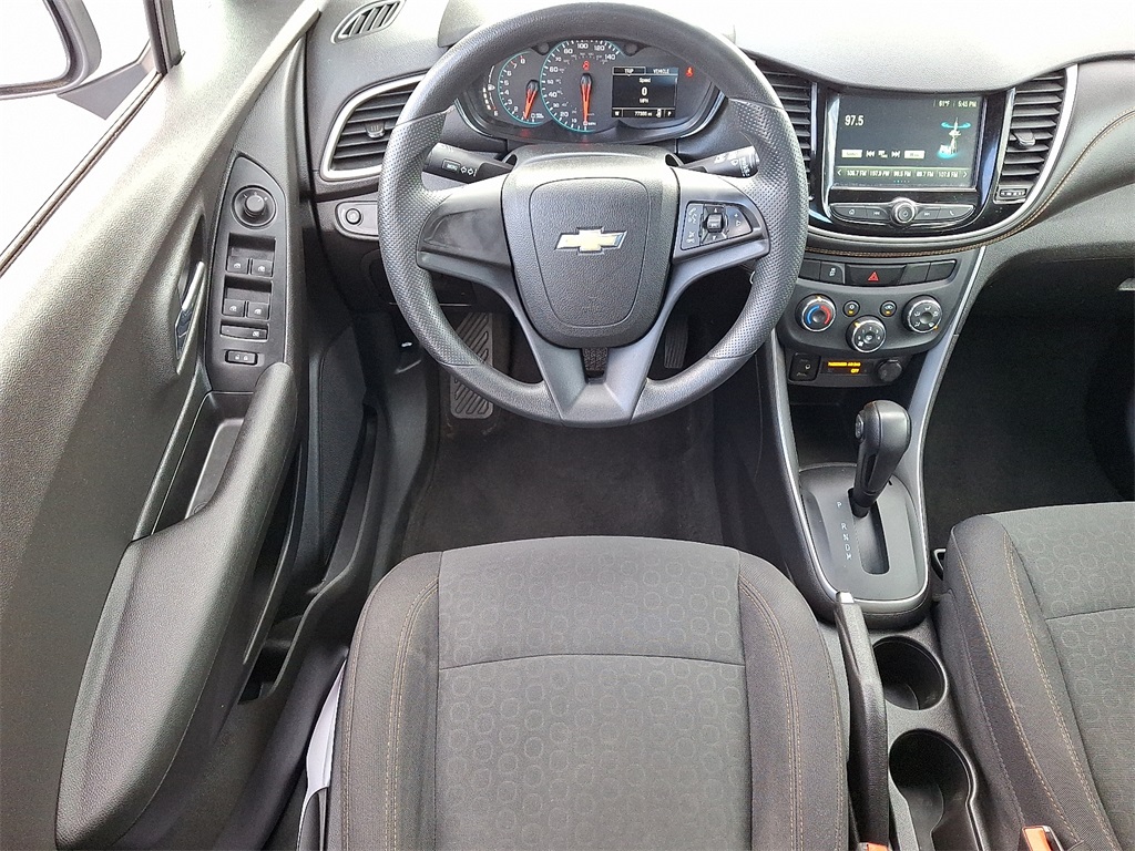 2017 Chevrolet Trax LS - Photo 12