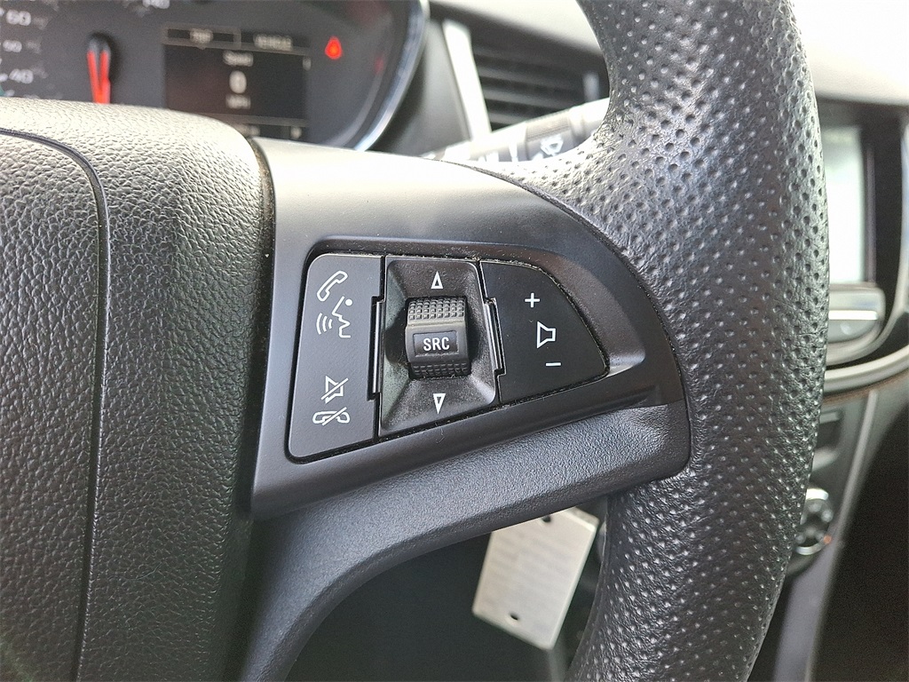 2017 Chevrolet Trax LS - Photo 21