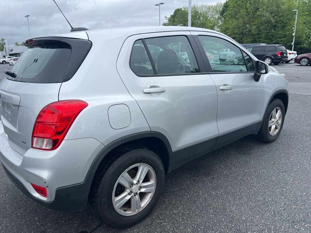 2017 Chevrolet Trax LS - Photo 3