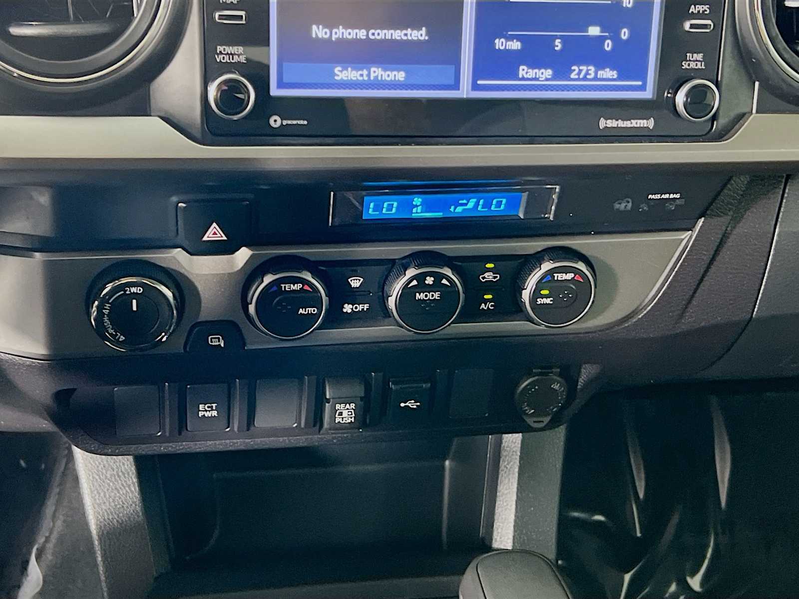 2022 Toyota Tacoma SR5 - Photo 15