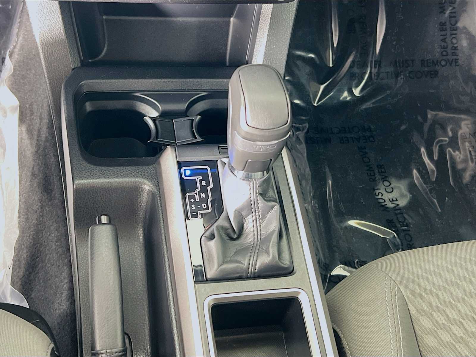 2022 Toyota Tacoma SR5 - Photo 16