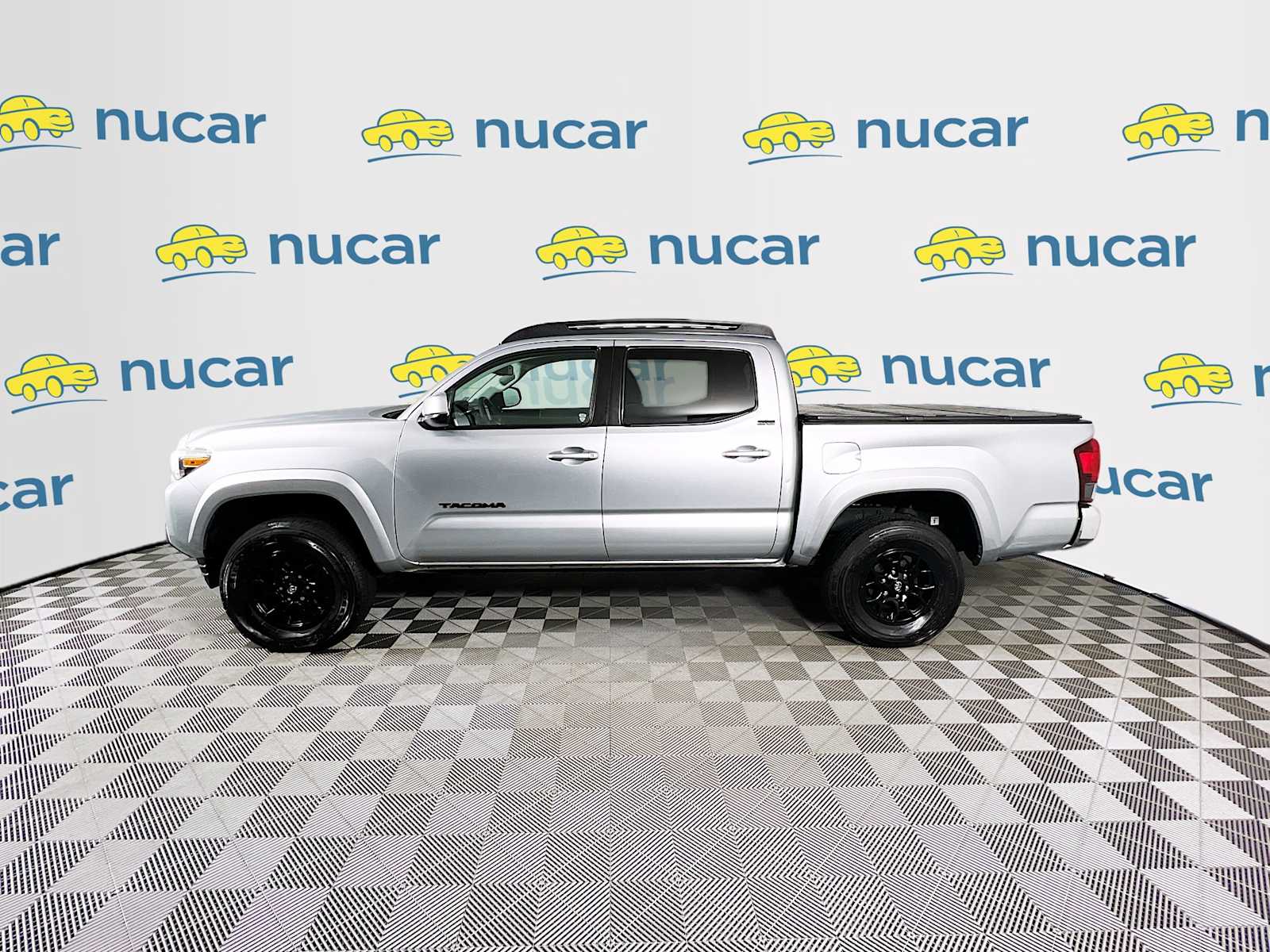 2022 Toyota Tacoma SR5 - Photo 4