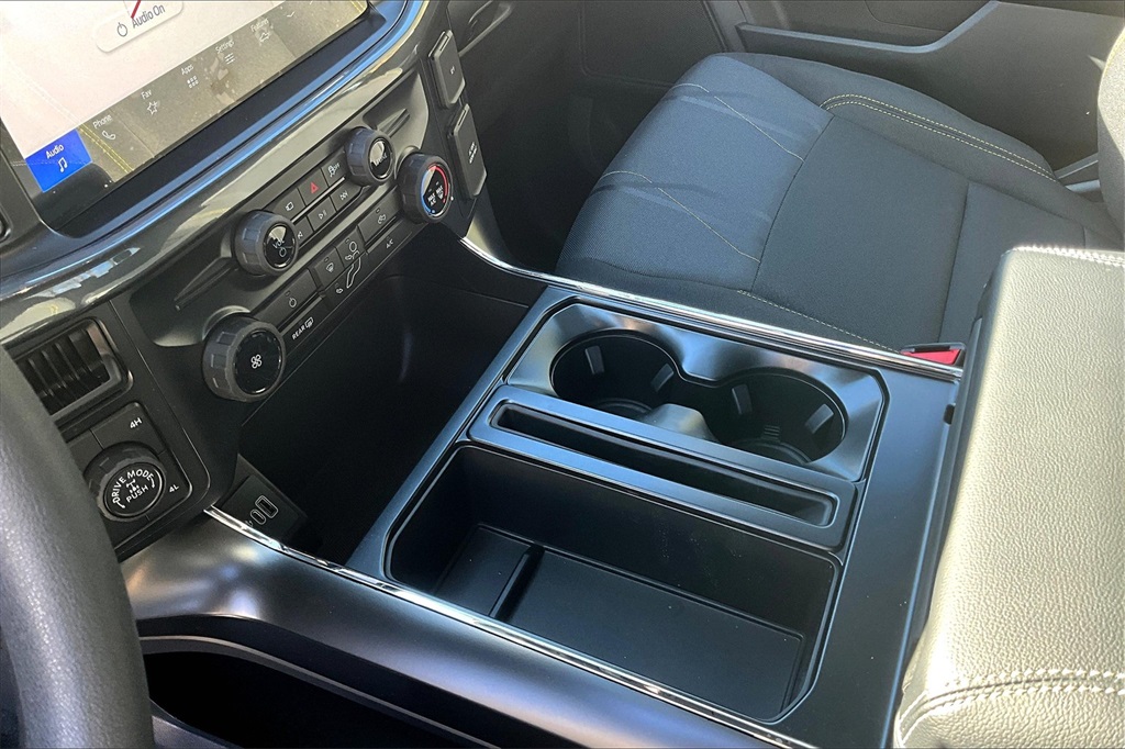 2025 Ford F-150 STX - Photo 11