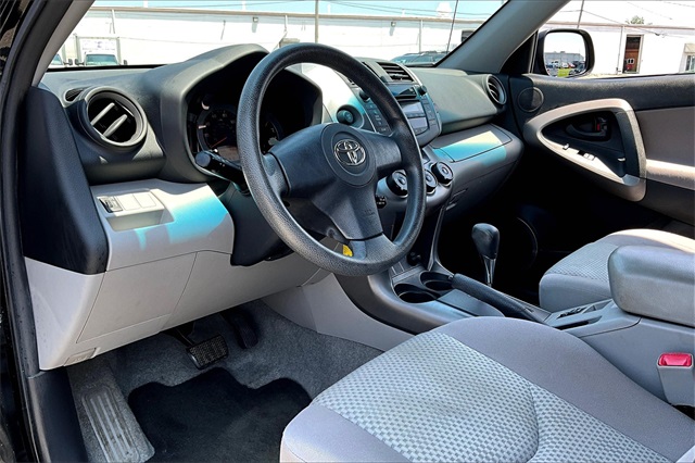 2008 Toyota RAV4 Base - Photo 8
