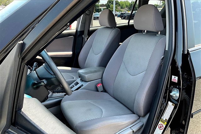 2008 Toyota RAV4 Base - Photo 10