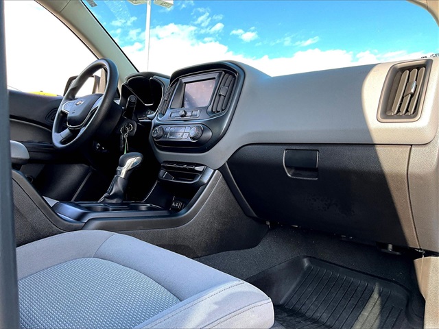2022 Chevrolet Colorado Work Truck - Photo 13
