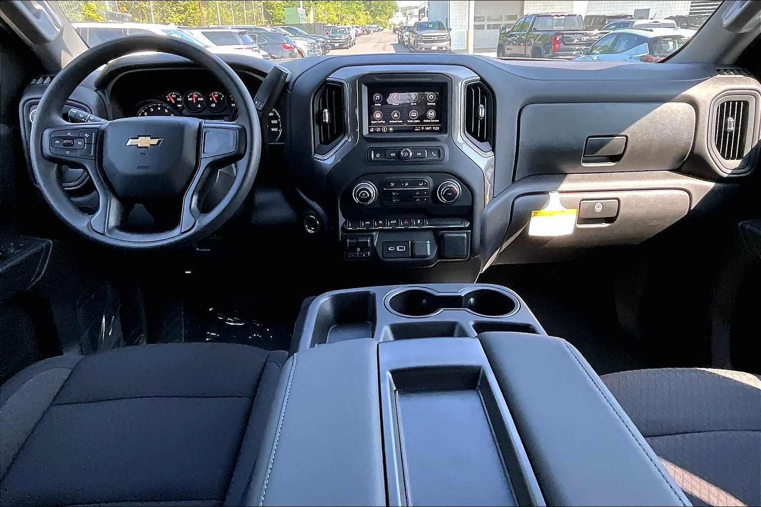 2025 Chevrolet Silverado 1500 Custom - Photo 12