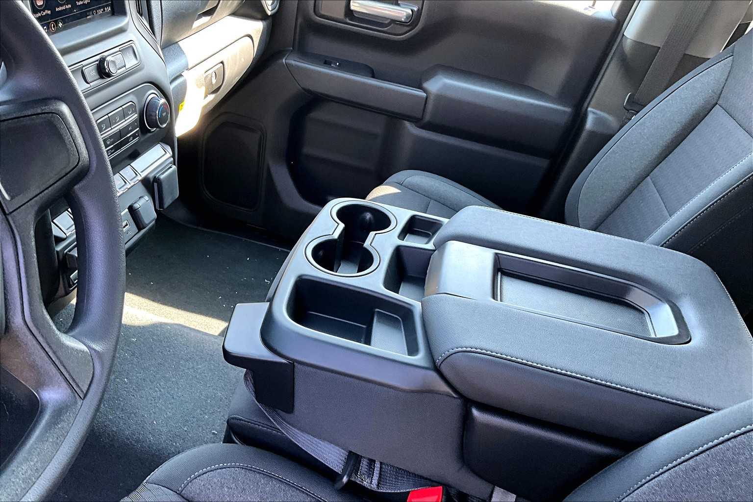 2025 Chevrolet Silverado 1500 Custom - Photo 14