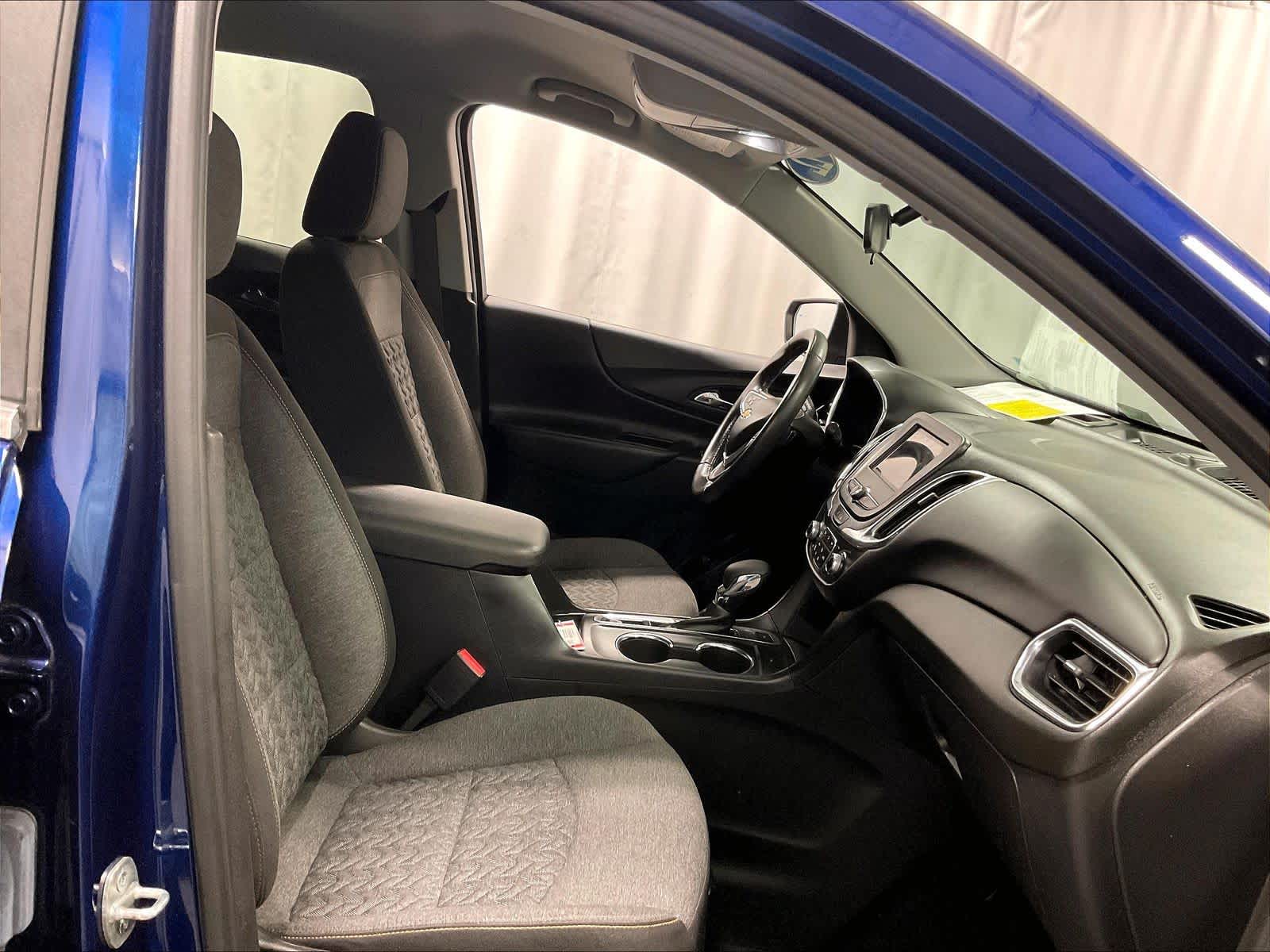 2022 Chevrolet Equinox LT - Photo 11