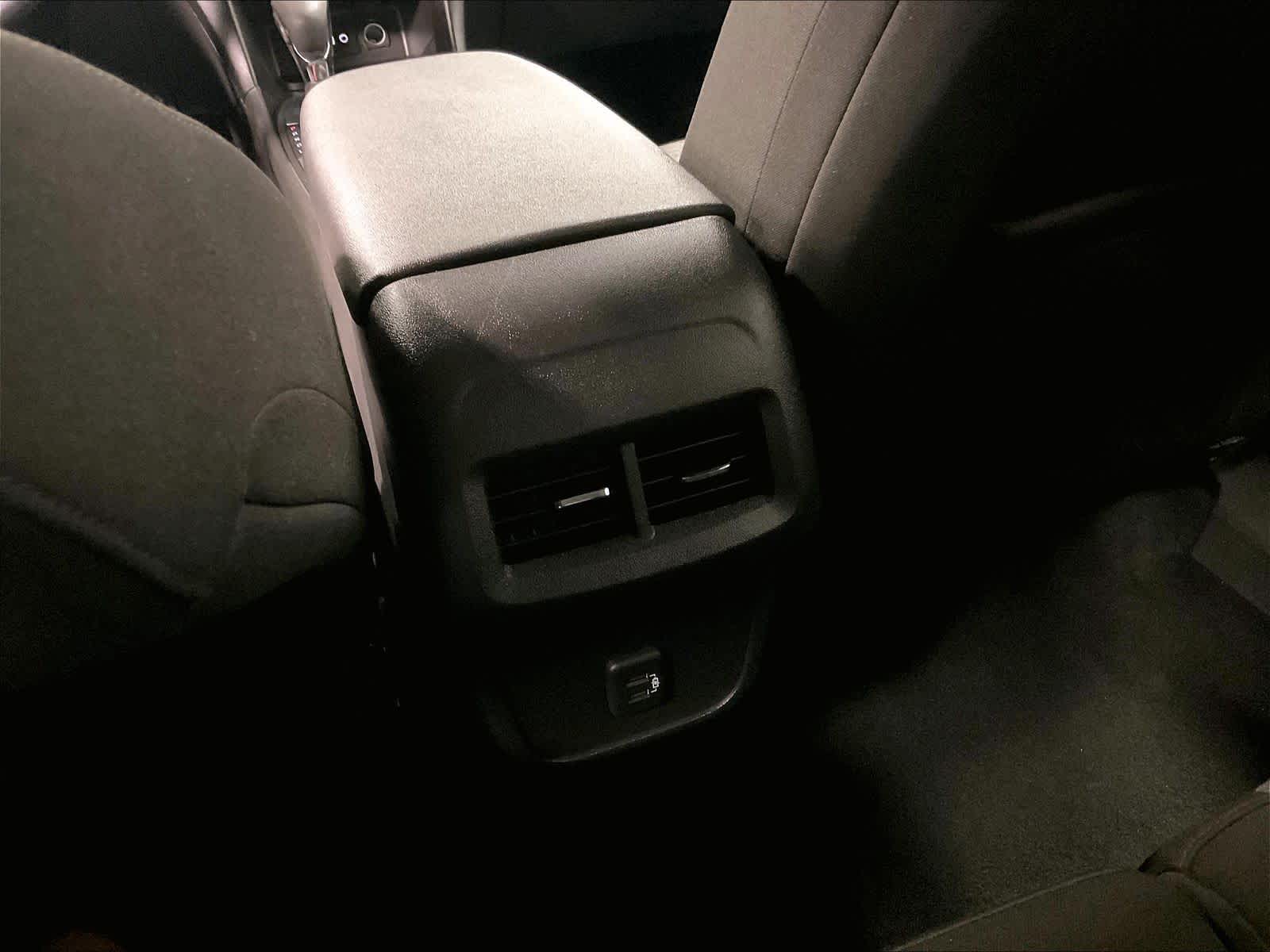 2022 Chevrolet Equinox LT - Photo 27