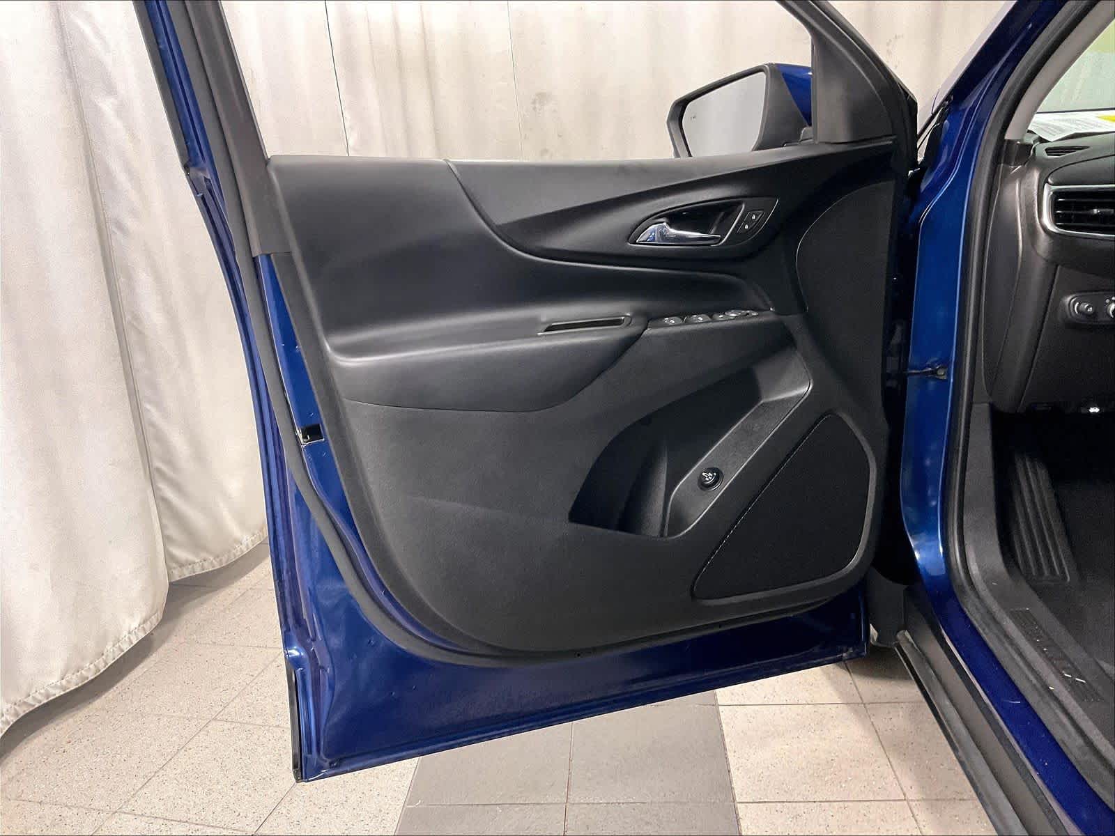 2022 Chevrolet Equinox LT - Photo 9