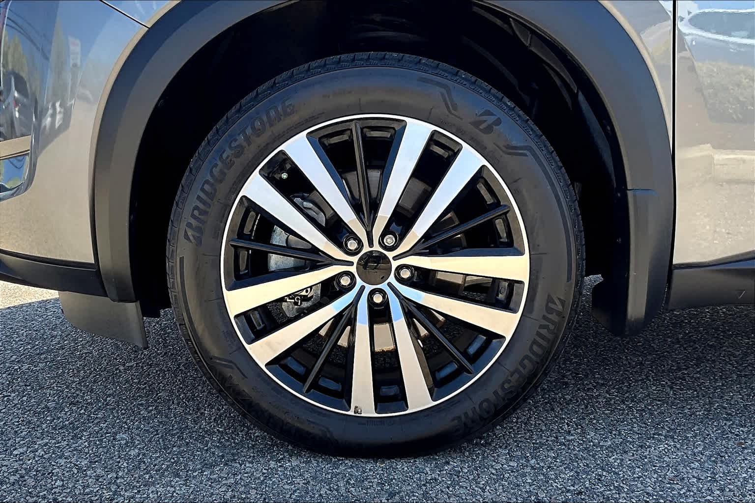 2023 Nissan Pathfinder Platinum - Photo 7