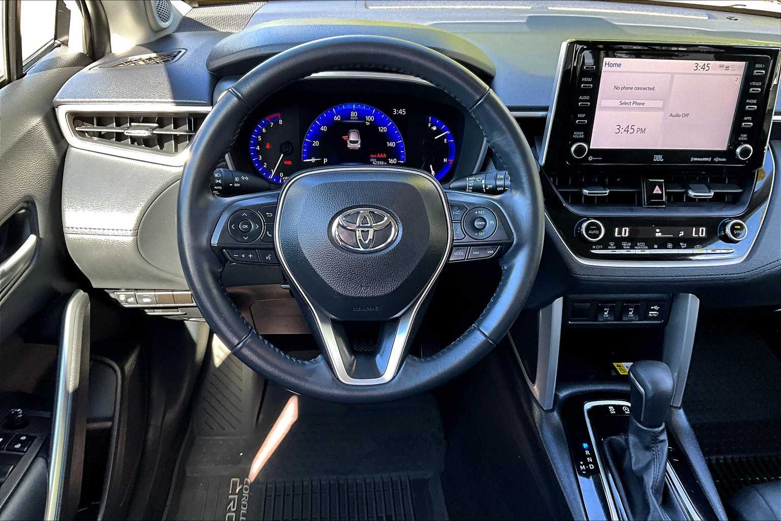 2022 Toyota Corolla Cross XLE - Photo 17