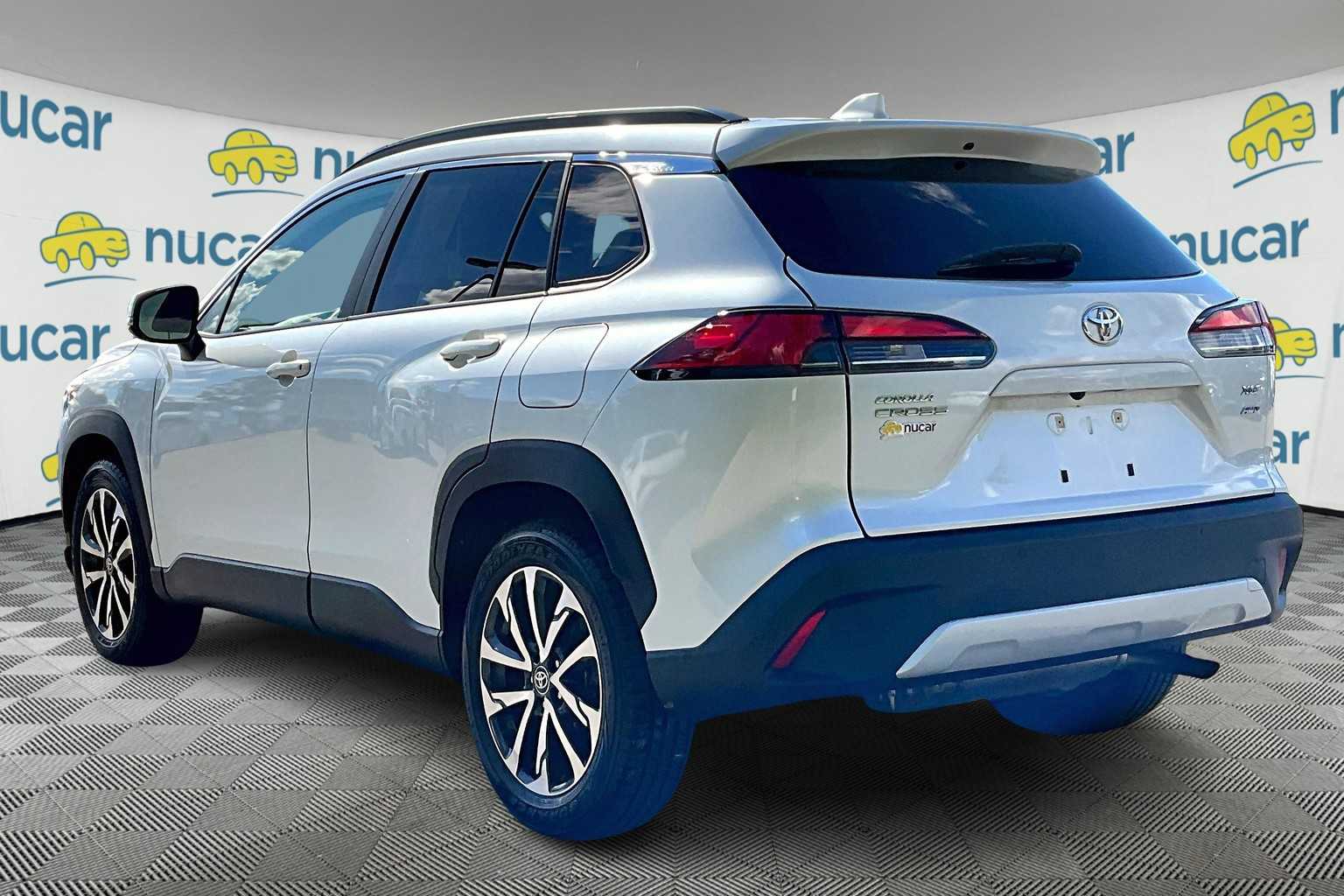 2022 Toyota Corolla Cross XLE - Photo 4