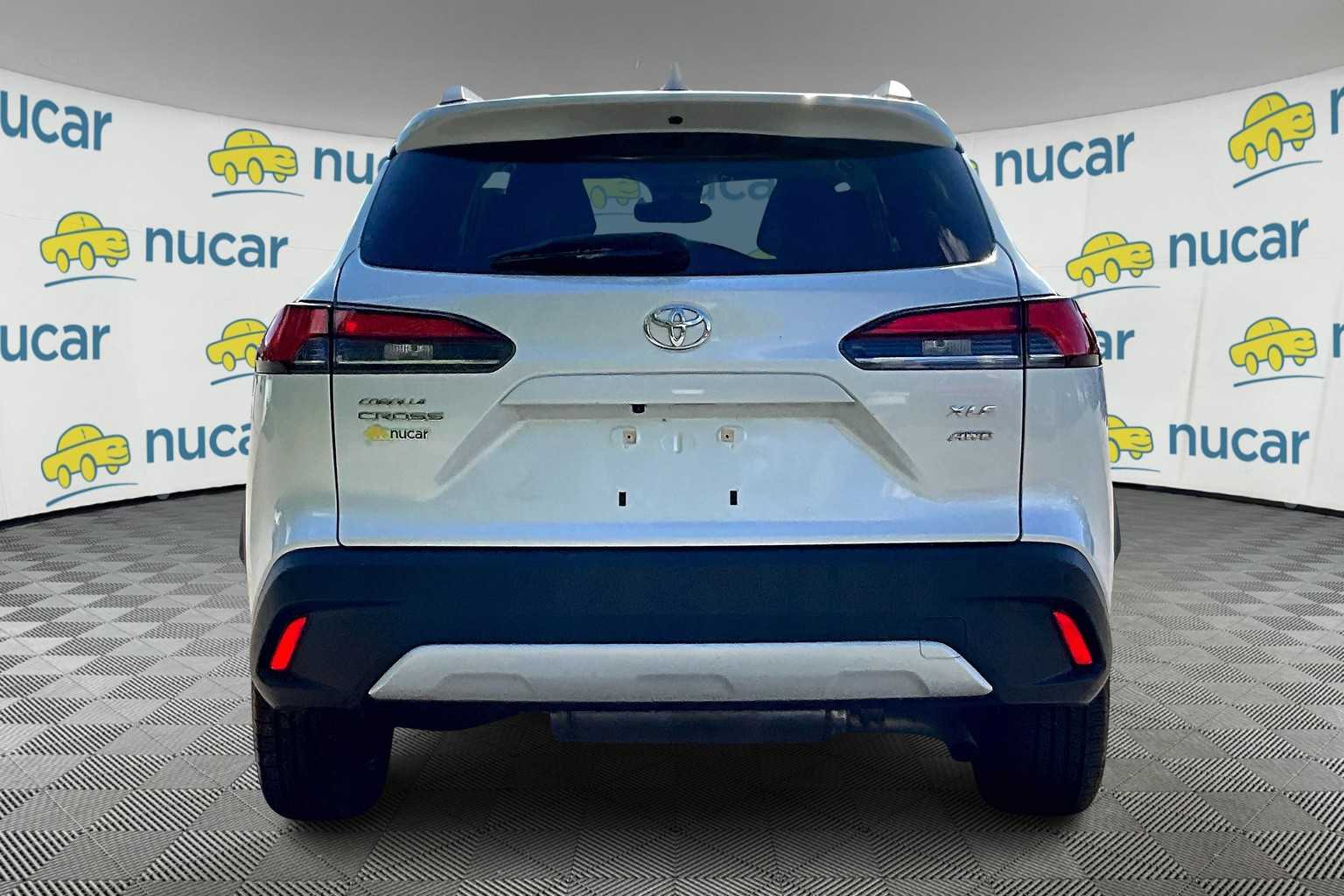 2022 Toyota Corolla Cross XLE - Photo 5