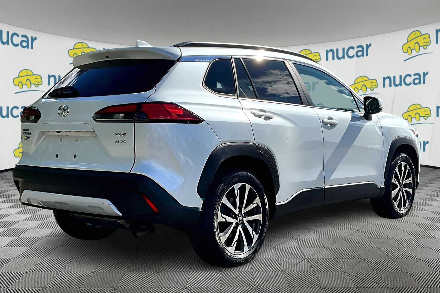 2022 Toyota Corolla Cross XLE - Photo 6
