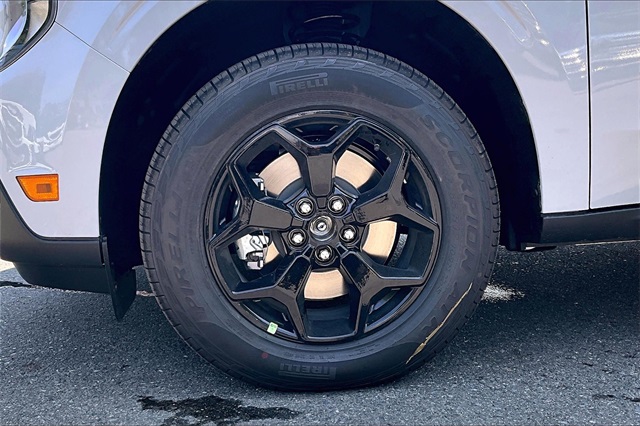 2025 Ford Maverick XLT - Photo 13