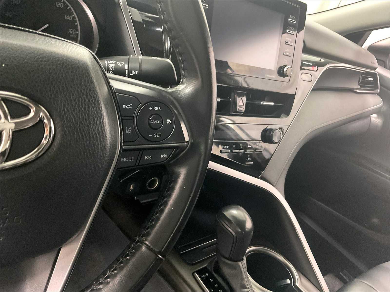 2023 Toyota Camry SE - Photo 23