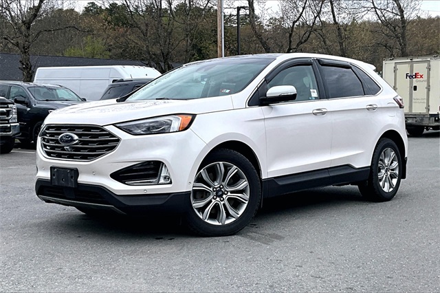 2019 Ford Edge Titanium - Photo 3
