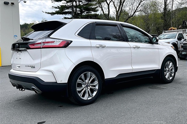 2019 Ford Edge Titanium - Photo 4