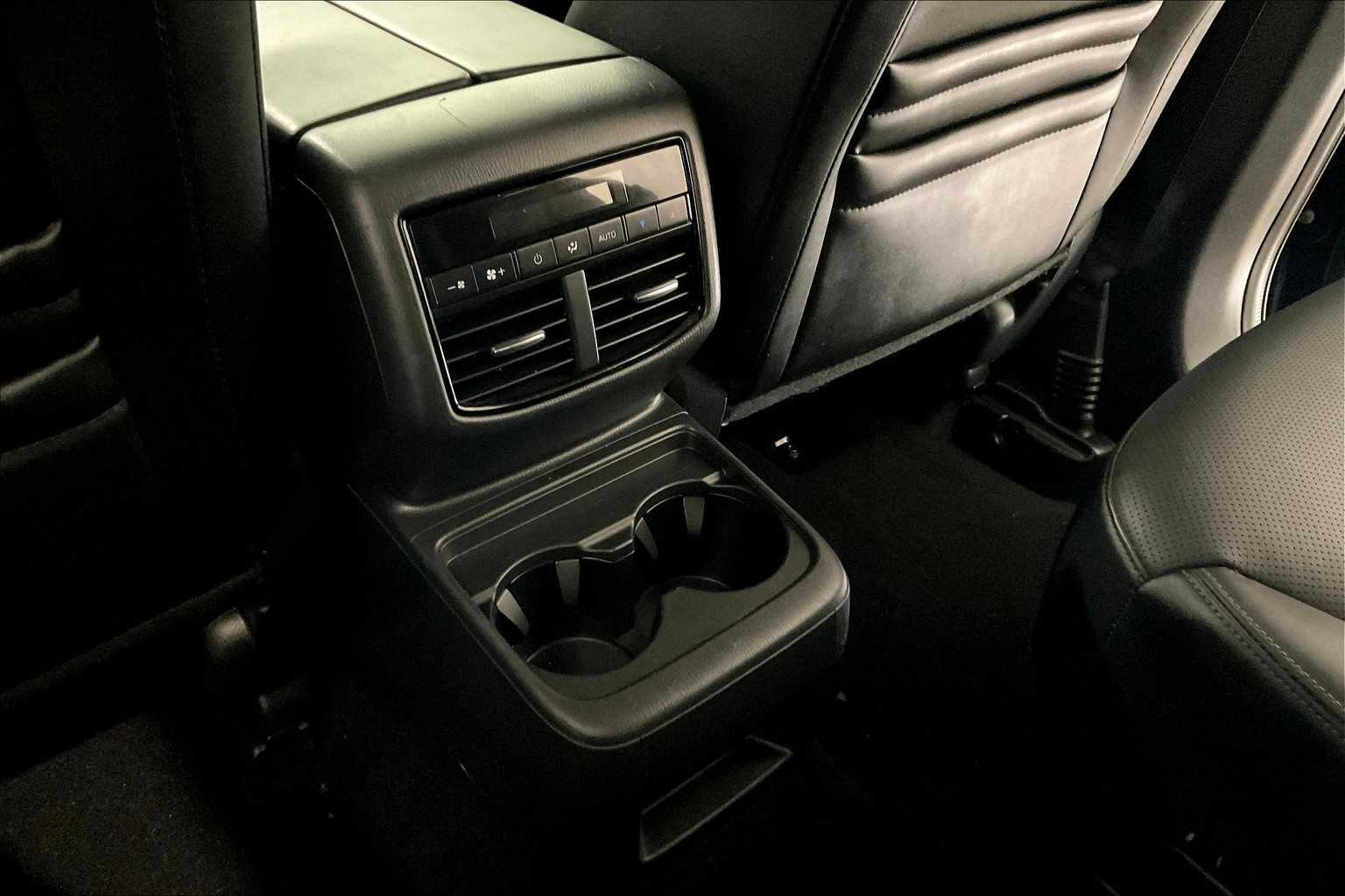 2023 Mazda CX-9 Touring - Photo 29