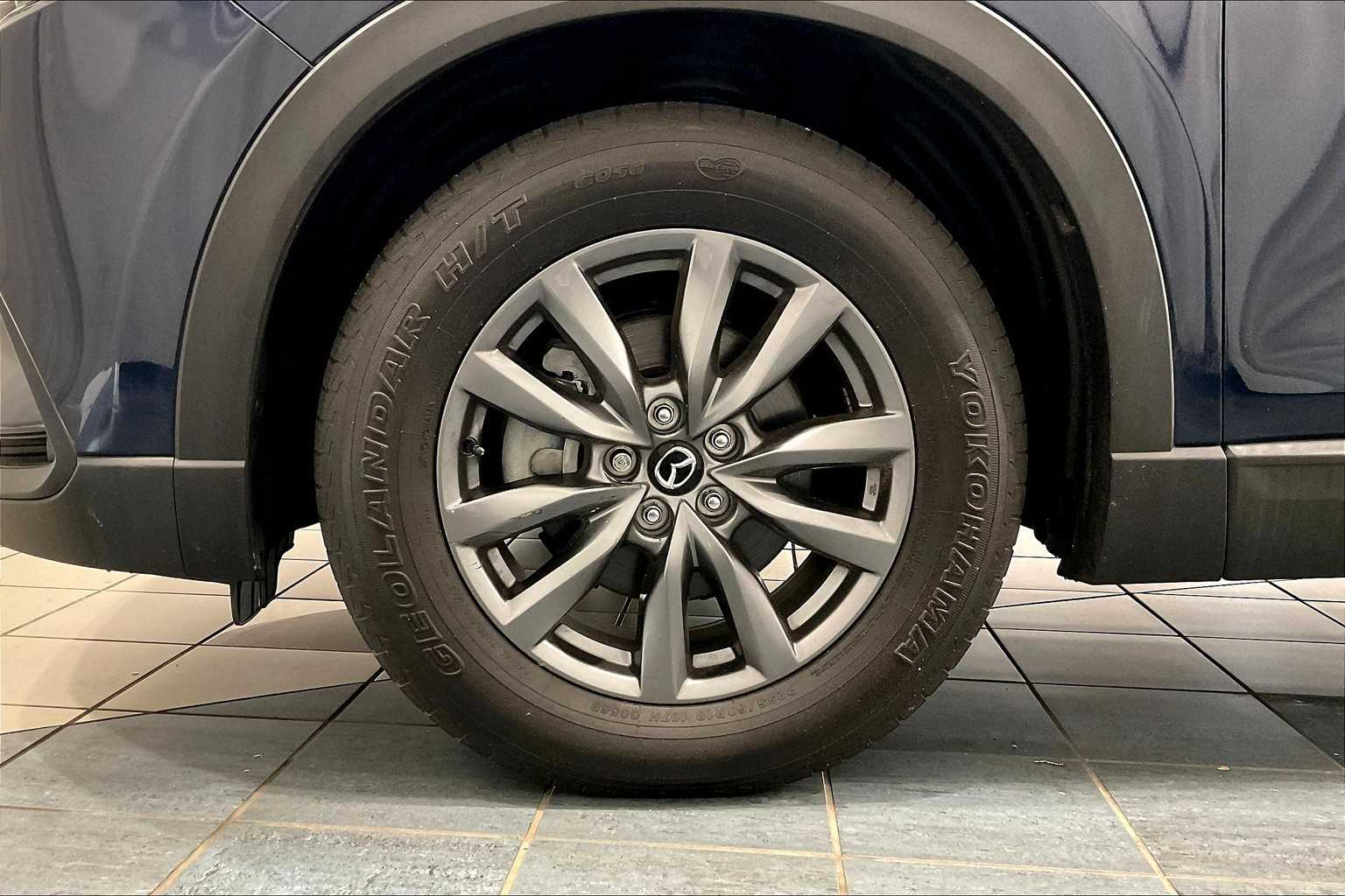 2023 Mazda CX-9 Touring - Photo 7