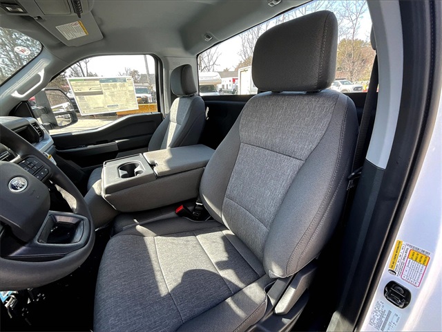 2025 Ford F-350SD XL - Photo 11