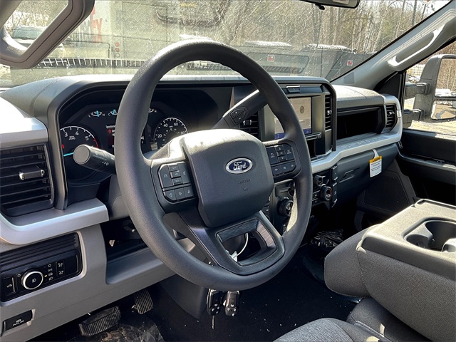 2025 Ford F-350SD XL - Photo 7