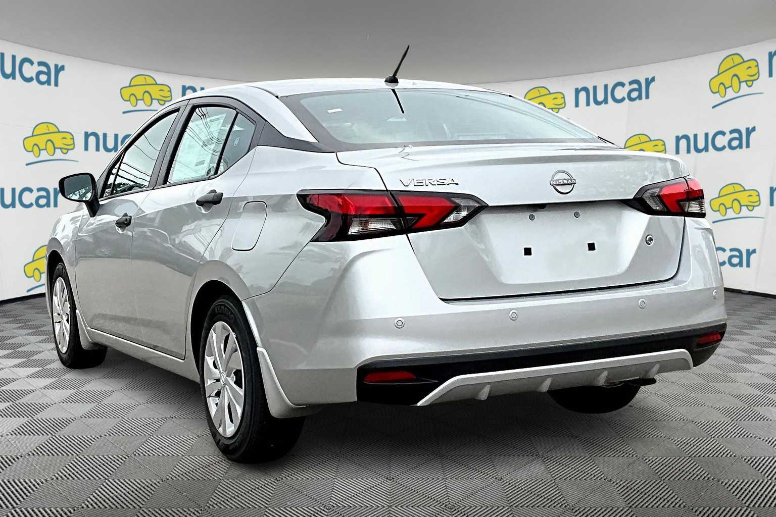 2025 Nissan Versa S - Photo 5