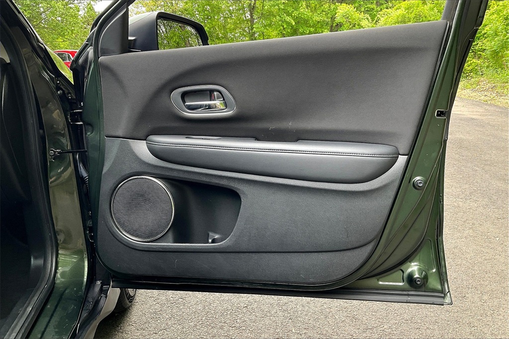 2017 Honda HR-V EX - Photo 25