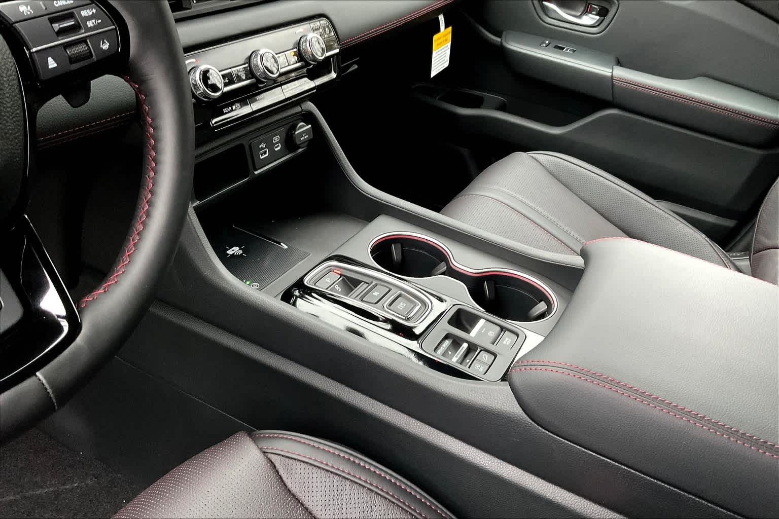2025 Honda Pilot Black Edition - Photo 14